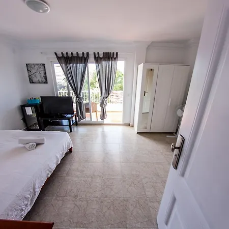 Perla Seven And Apartahotel